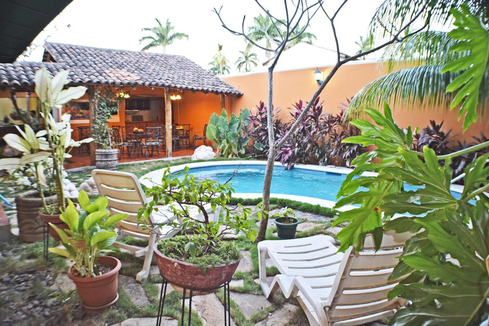 Hotel Colonnade Nicaragua Managua Exteriör bild