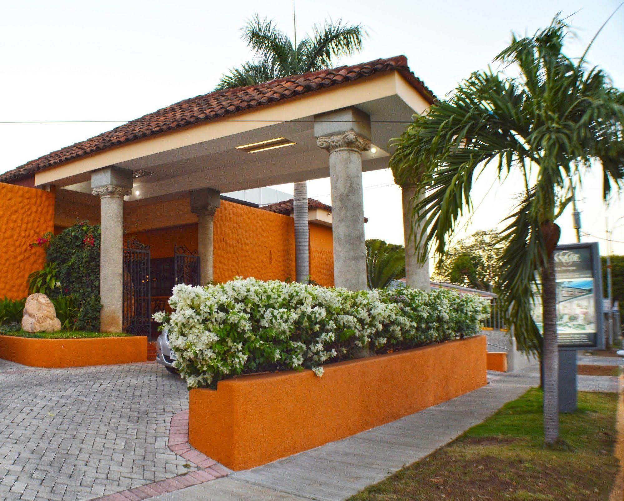 Hotel Colonnade Nicaragua Managua Exteriör bild